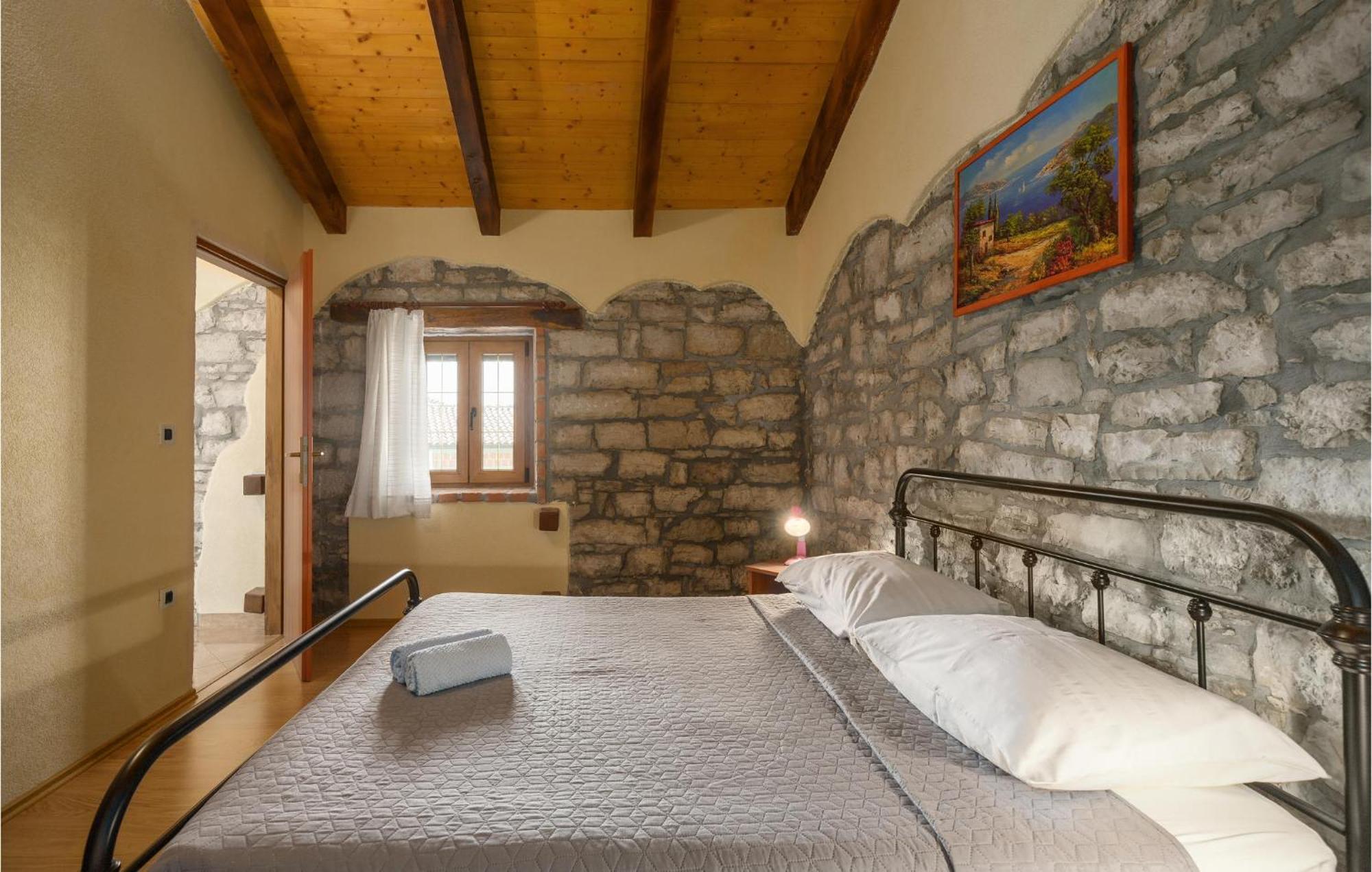 Lovely Home In Visnjan With Outdoor Swimming Pool Luaran gambar