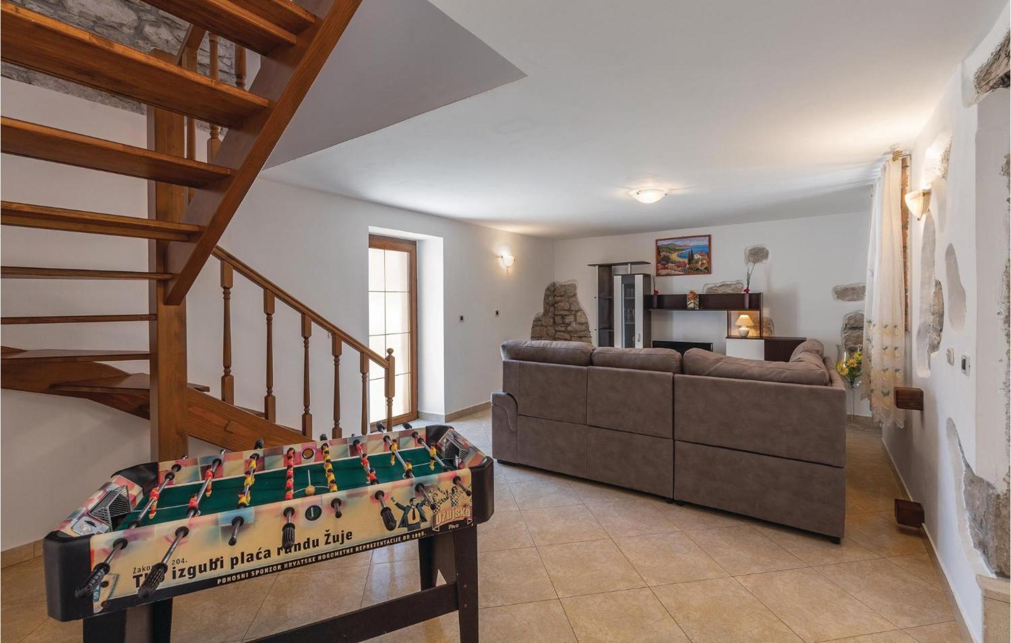 Lovely Home In Visnjan With Outdoor Swimming Pool Luaran gambar